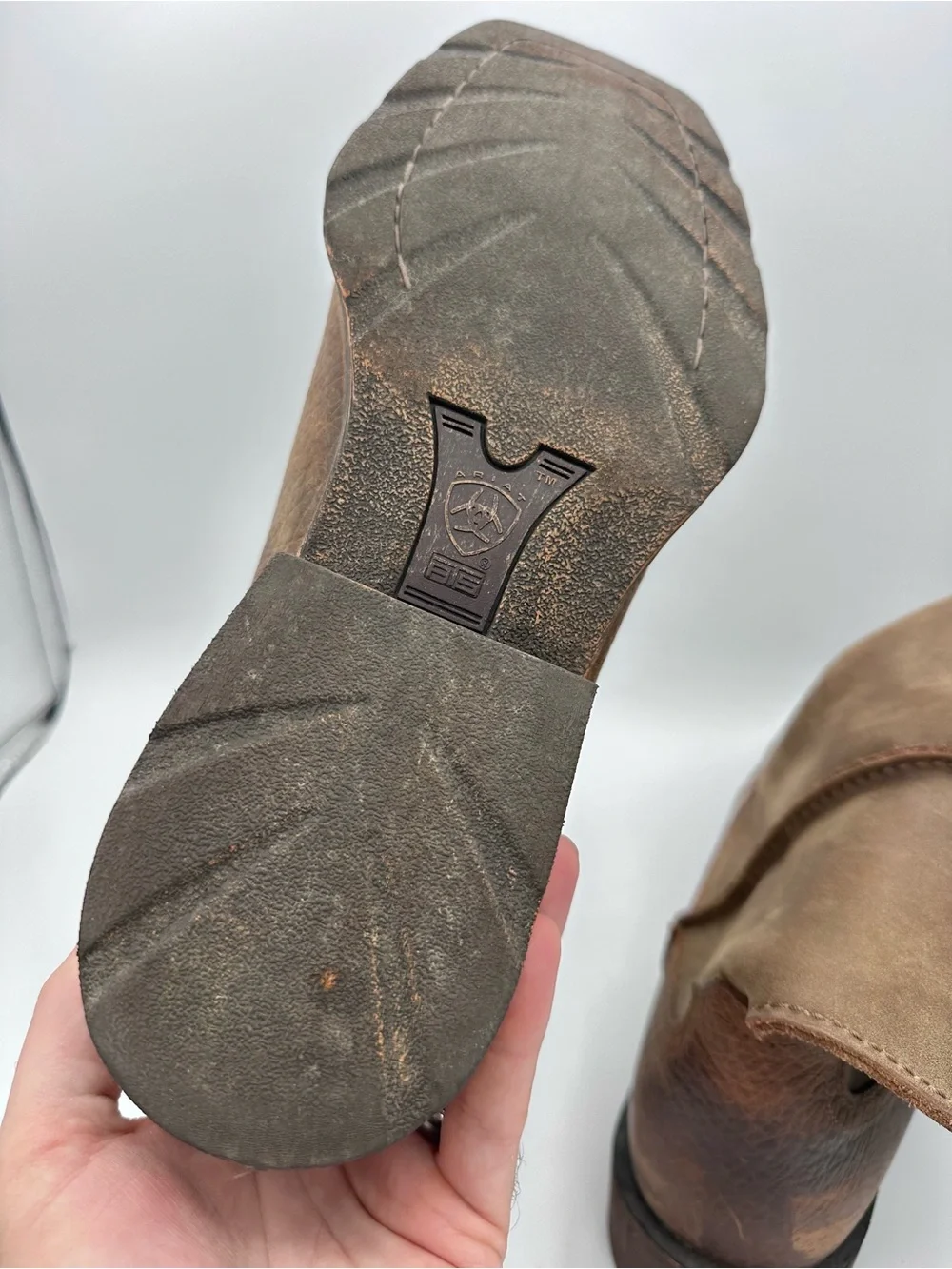 Ariat Men’s Rambler Square Toe Western Boots